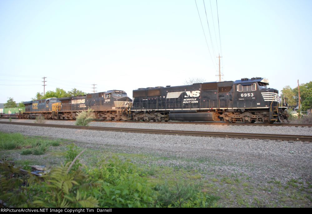 NS 6953, 9599, CSX 703 on NS 264